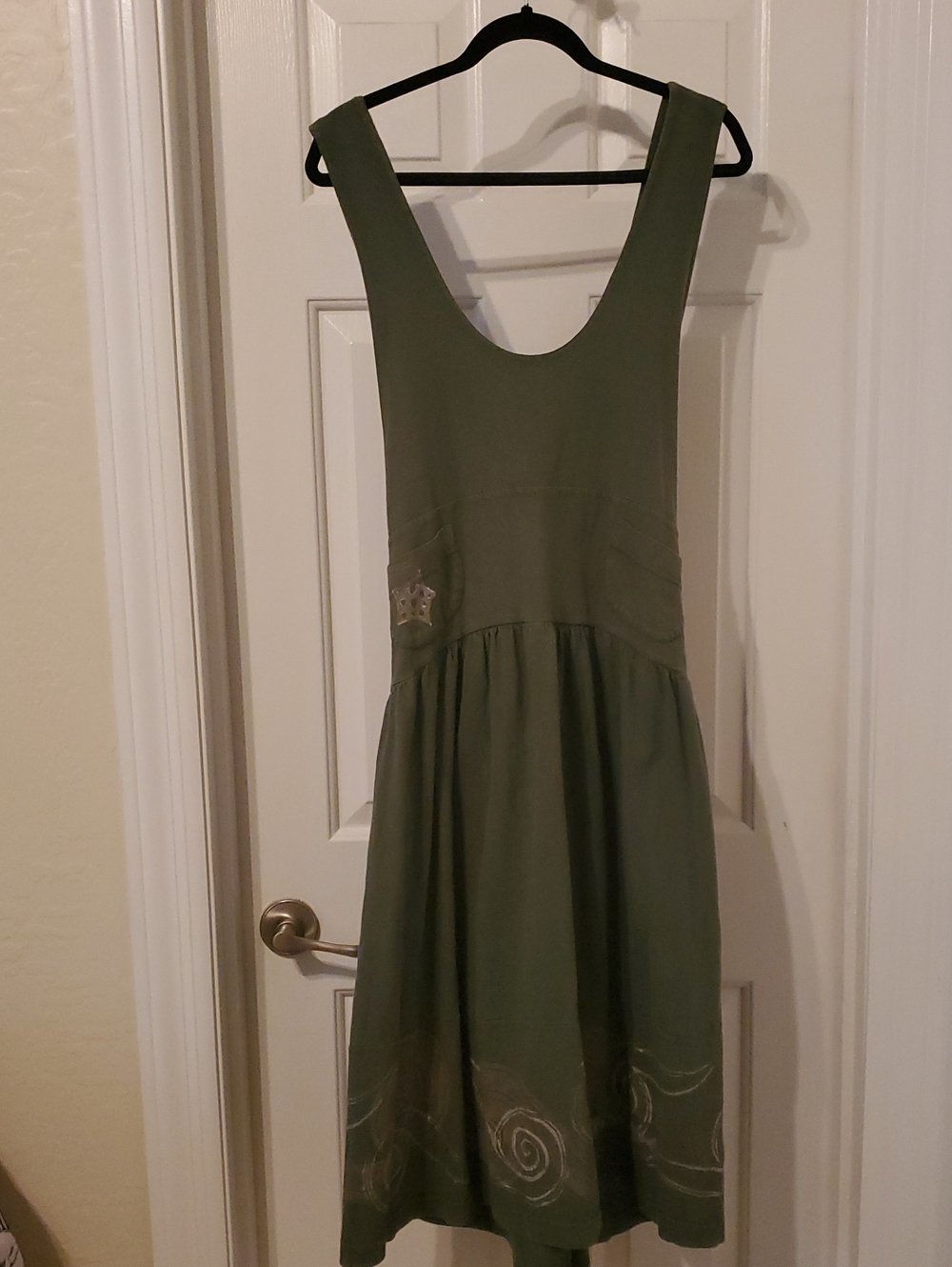 Blue Fish Olive Green Scoop-Neck Sleeveless Midi Dress